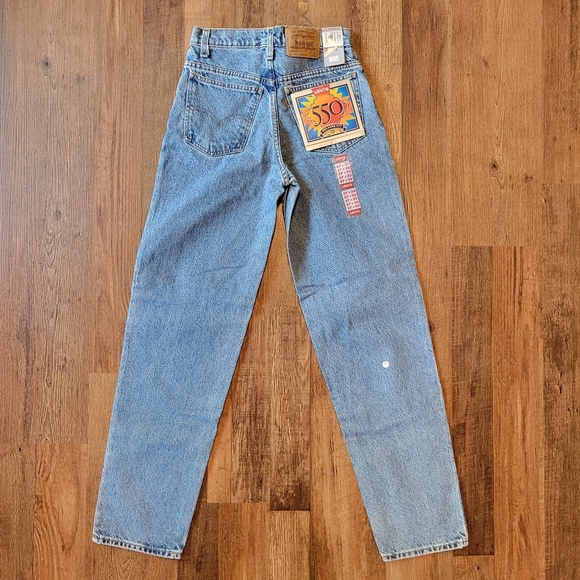 Vintage 1994 Levi’s 550 Relaxed Fit Jeans Orange Tab, Straight Leg, Student Fit - Picture 2 of 7